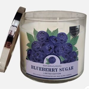 Bath & Body Works Blueberry Sugar 3-wicks Candle